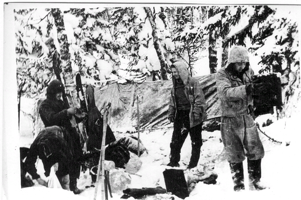 Дятлов группа. Гибель экспедиции Дятлова. Группа перевала Дятлова 1959. Экспедиция Дятлова 1959 года