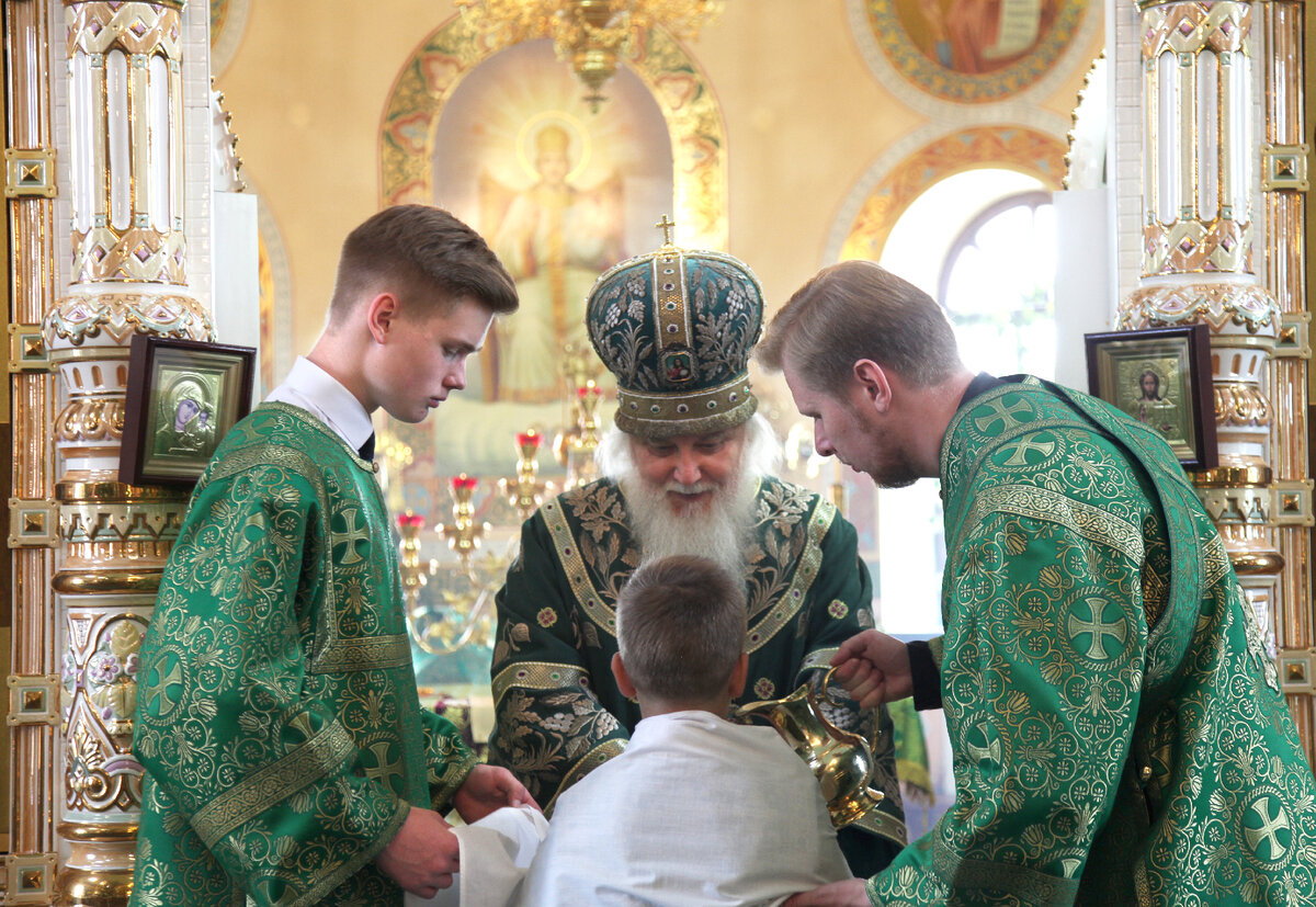 храм в троицке расписание богослужений живоначальной