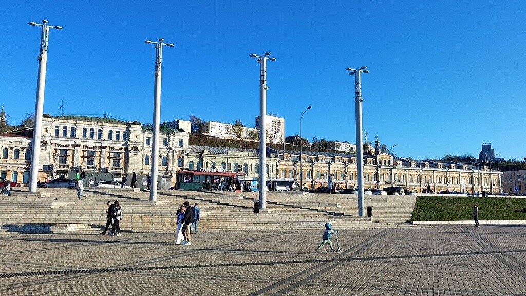     Ночной забег впервые организуют в Нижнем Новгороде (18+). Мероприятие пройдет 29 июля в рамках фестиваля «Столица закатов», сообщается в Telegram-канале «Нижний 800».