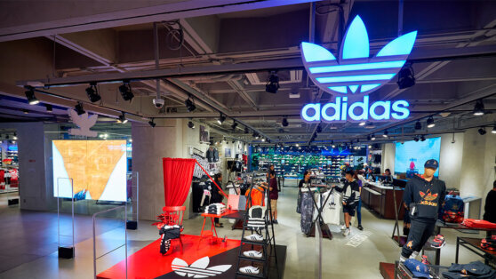    РИА Новости: Daher Group заинтересована в покупке активов Adidas в России Юлия Шелковенко