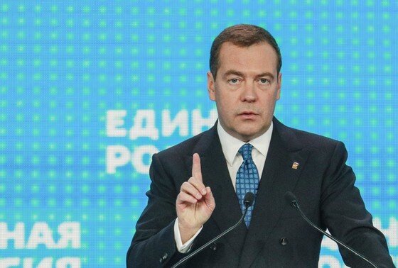    Дмитрий Медведев