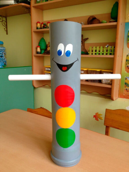 Поделка светофор из подручных материалов - интересные мастер-классы для школы и детского сада