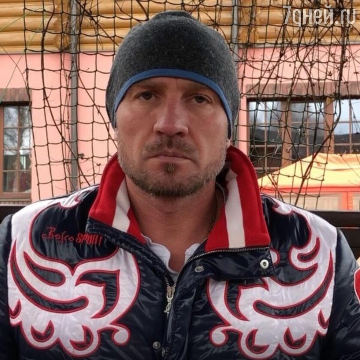    Роман Костомаров Социальные сети