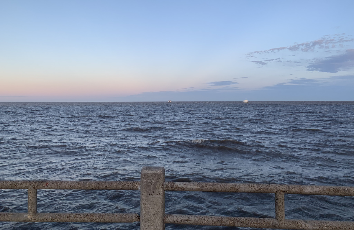 Это не море