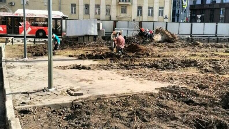     Элетроподстанцию начали возводить на месте строительства новой станции метро в Нижнем Новгороде. Работы развернулись на улице Варварской в районе площади Свободы в центре города. Об этом сообщается в Telegram-канале «Метро НН».