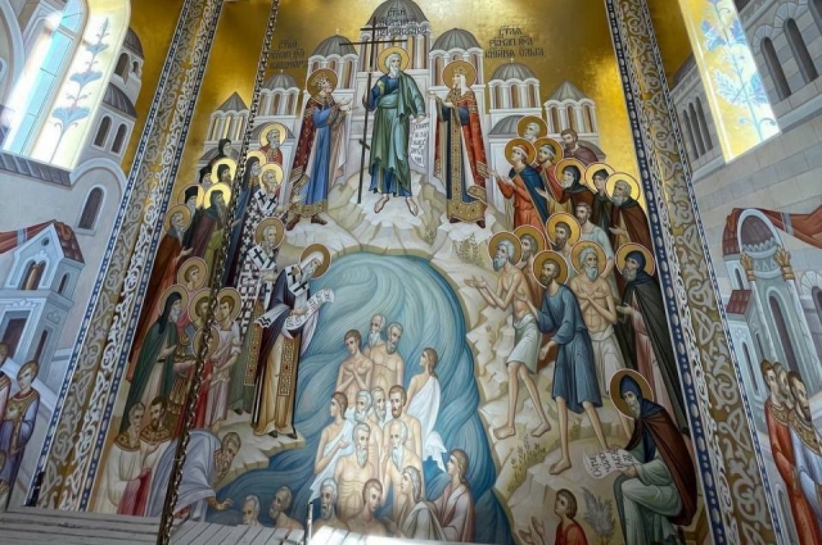    В Анапе расписали храм Святого Равноапостольного Великого князя Владимира