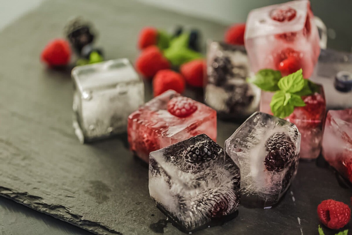 Вкусный и быстрый рецепт летнего свежего напитка на каждый день.  