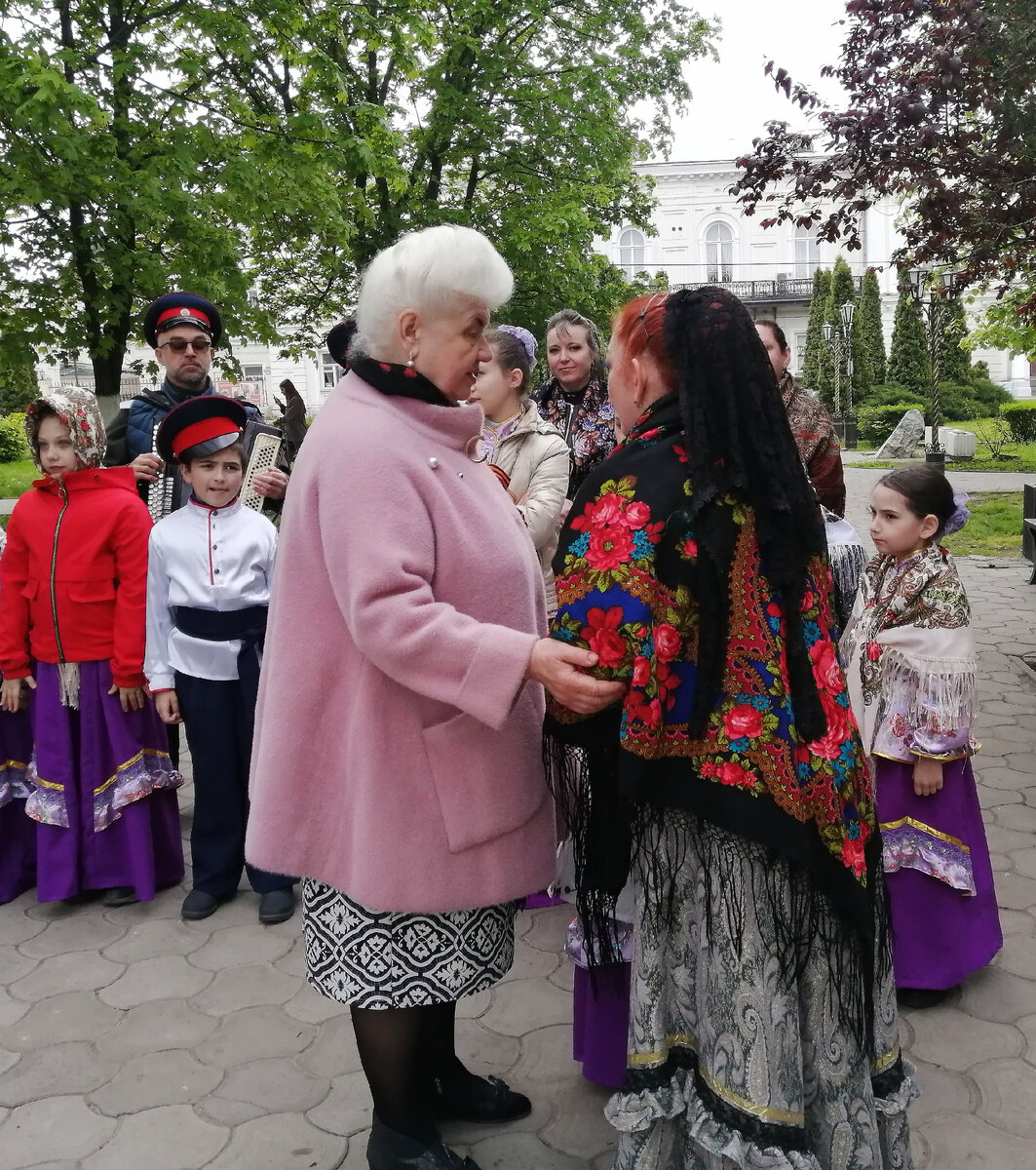 Новочеркасск. Мир! Труд! Май! | Изабелла | Дзен