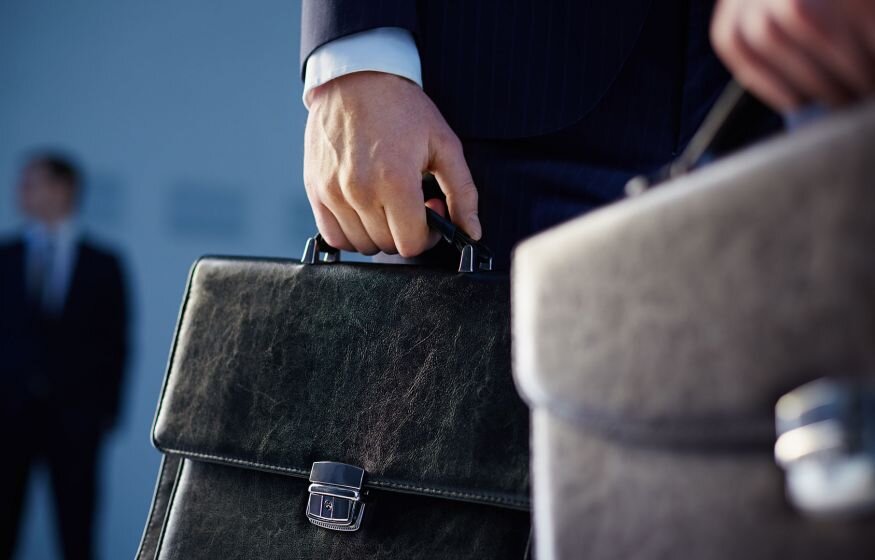    Чиновникам хотят запретить покупать дома в недружественных странах