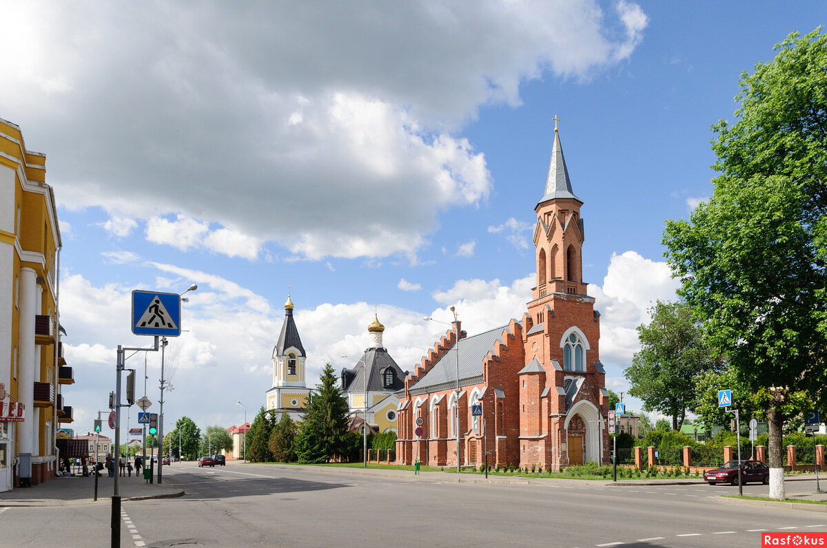 Речица. Город в Белоруссии Речица. Город Речица Гомельской области. Речица (Гомельская область) города Белоруссии. Город Речица костел.