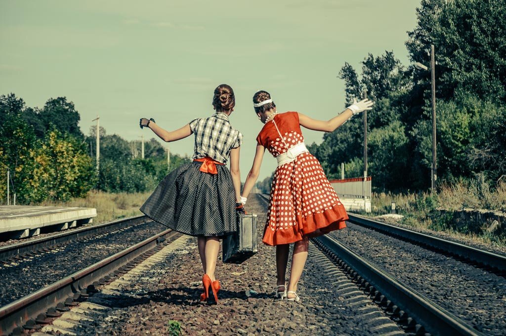 ссср стиляги 60. фотосессия с москвичом. 1. гранжеры субкультура. ссср 90-е.