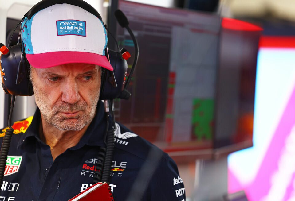    Источник: Mercedes провела переговоры с Эдрианом НьюиGetty Images / Red Bull Content Pool
