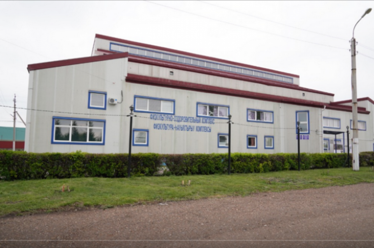    Хабиров поручил выделить деньги на проект футбольного поля в Давлеканово