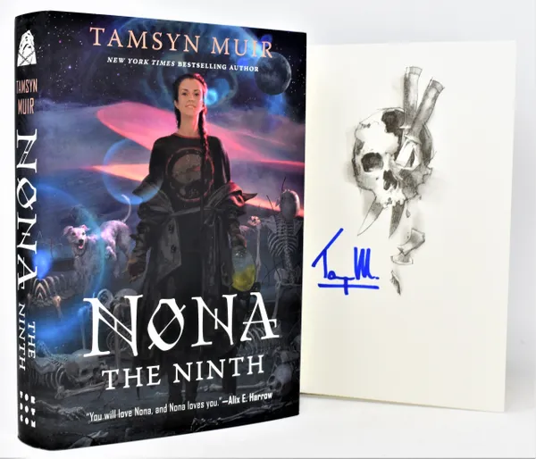 Обложка "Ноны из Девятого Дома" (коллаж www.mikescollectablebooks.com). В карусели - обложки переводов предыдущих книг цикла от издательства fanzon.