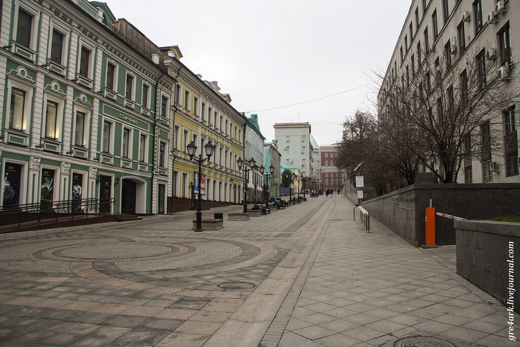 Обычные улицы. Пешеходные зоны Остоженка. Москва обычные улицы. Улицы городов России. Улица обычная.