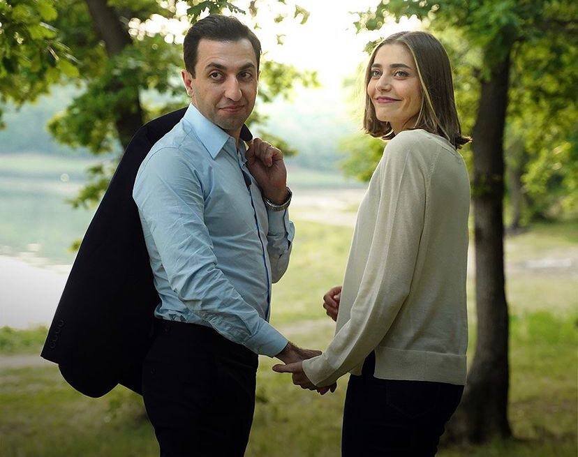 С кем встречается сейран