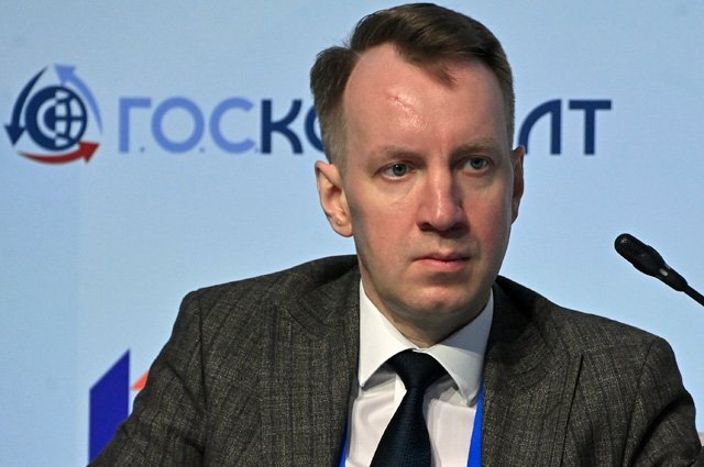    Замглавы Минобрнауки РФ Петр Кучеренко. Досье