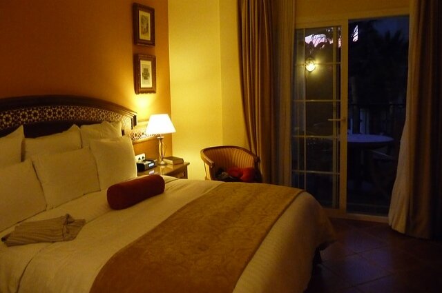    Такие отели подходят для туристов, которые не хотят отдыхать рядом с детьми, Фото: pixabay.com