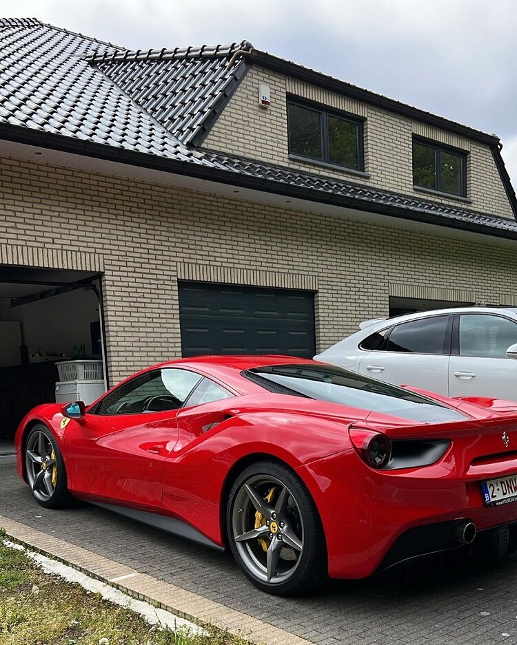 Фото: Instagram / luca.brecel