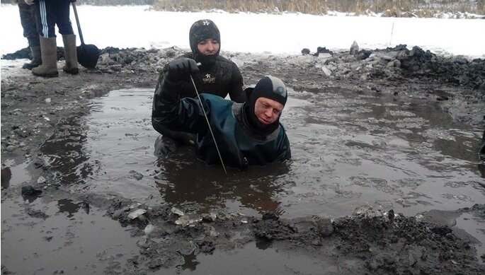 В. Писанков и Ю. Юрченко за работой