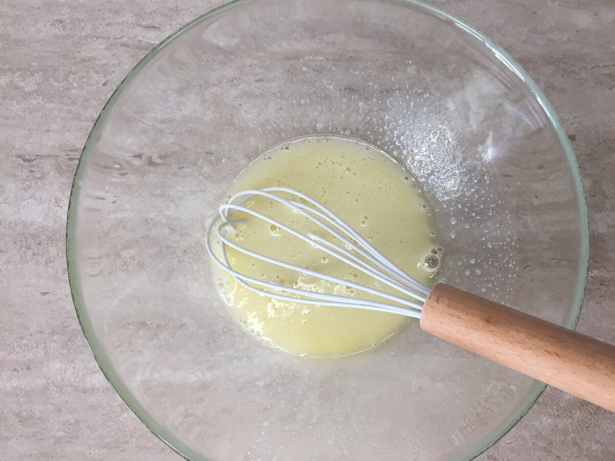 Яйцо взбитое с сахаром