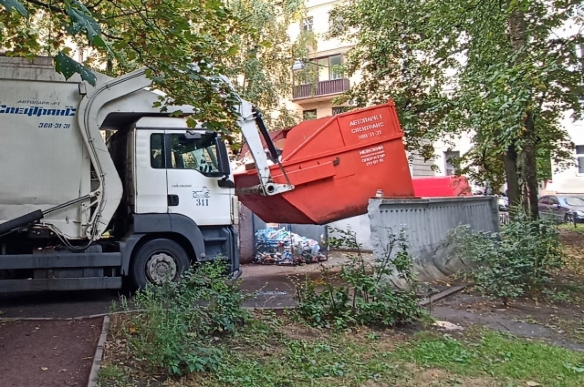    Глава ЗакСа рассказал, сколько лет продлится мусорная реформа в Петербурге