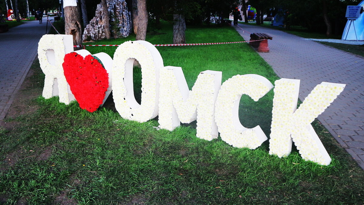     Из региона уехали 8572 жителя, а приехали 7503.