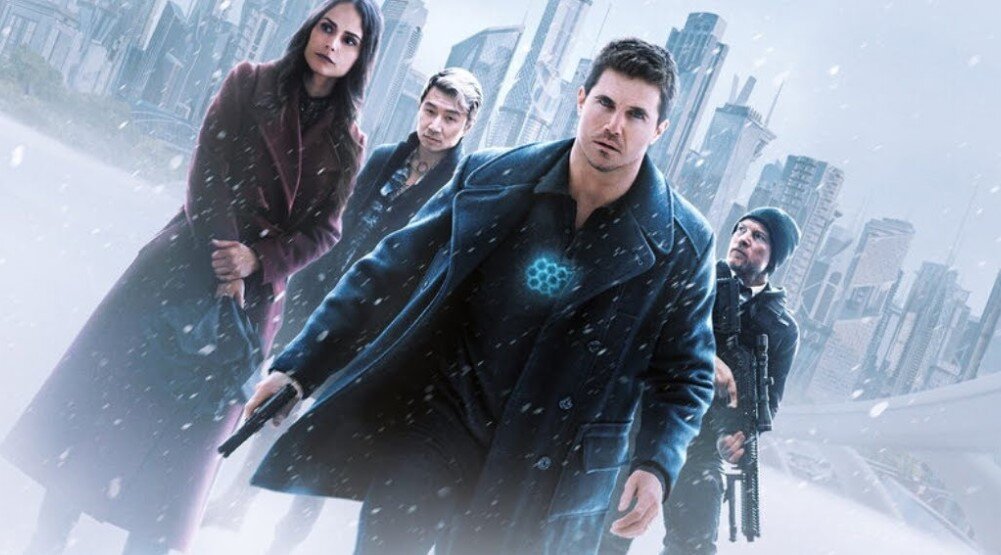     Постер фильма «Больше, чем люди» (2023)