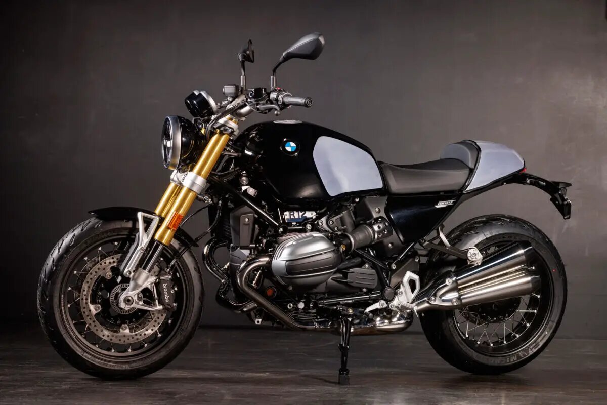 Очиститель двигателя мотоцикла BMW
