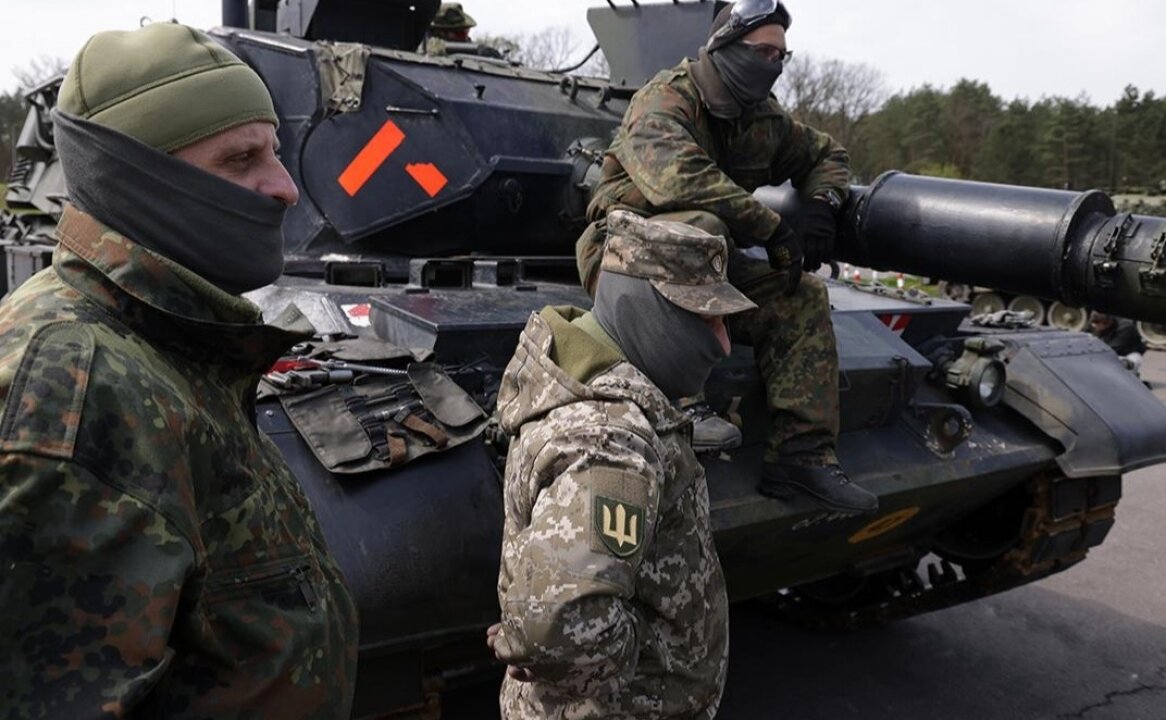   Ходаковский заявил о первом появлении танков Leopard у Новодонецкого