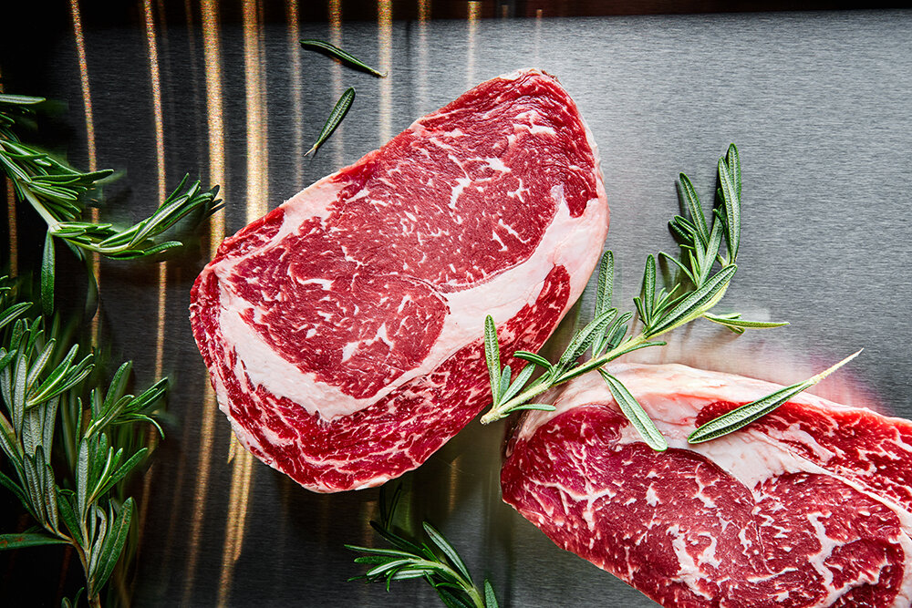 Мраморное мясо вагю. Как делают мраморную говядину. Стейк рибай прайм. Мраморная говядина рибай. Мраморное мясо вагю.