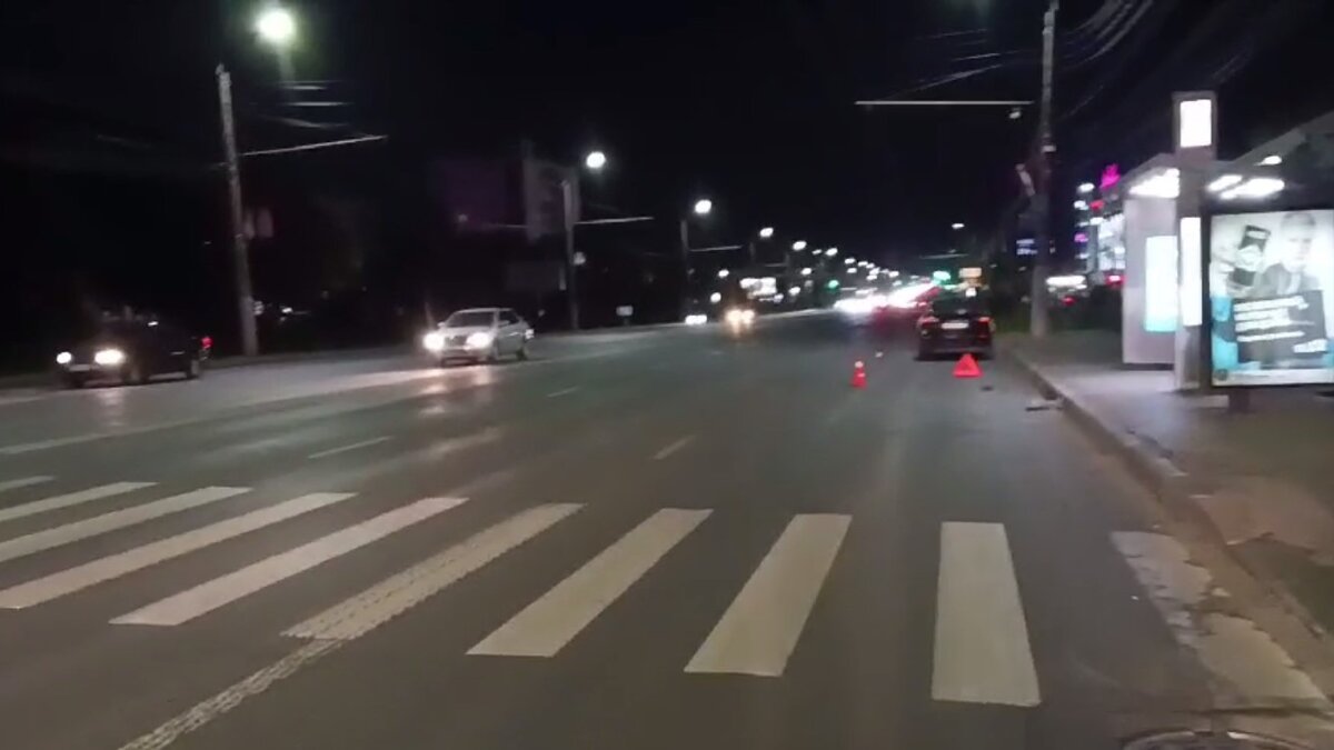     Пешеход в Нижнем Новгороде попал в ДТП, пытаясь перебежать дорогу на запрещающий сигнал светофора. С травмами его доставили в больницу, сообщили в областном УГИБДД.