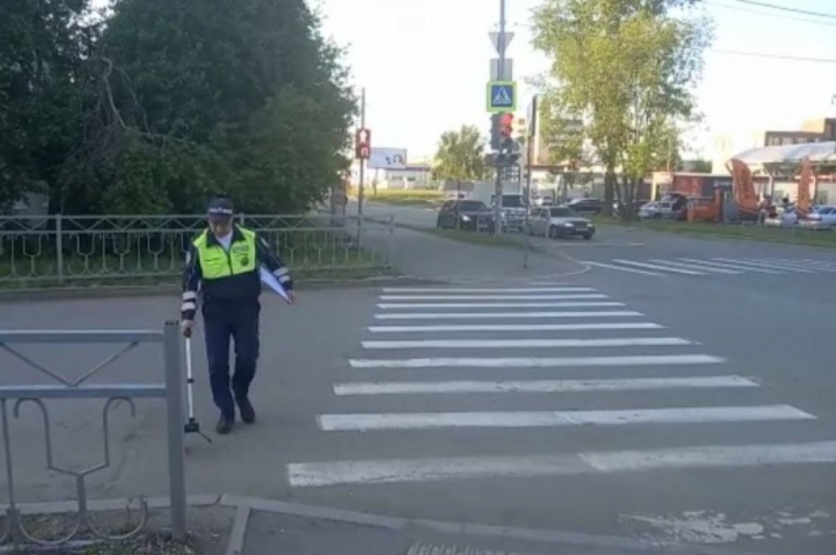    В Екатеринбурге водитель «Лады» сбил на светофоре девочку