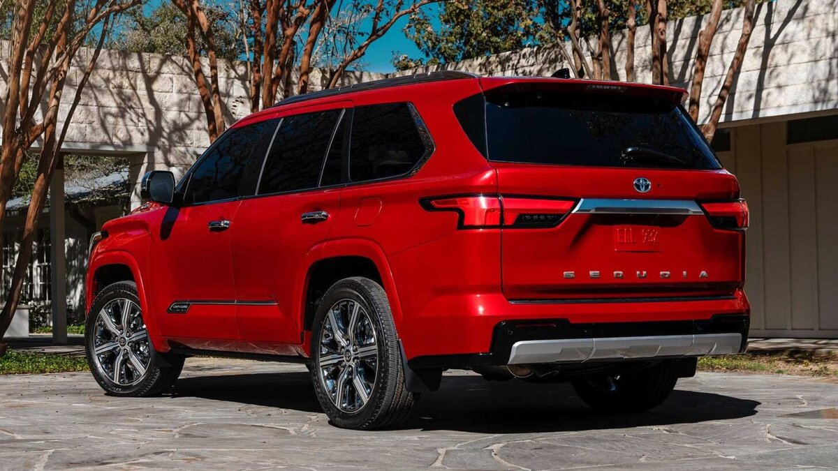    Toyota Sequoia. Фото Toyota