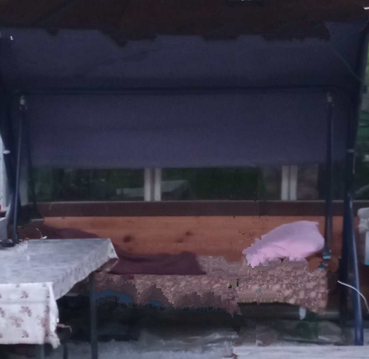 Такая качеля.почти кровать 😏( архив автора) 