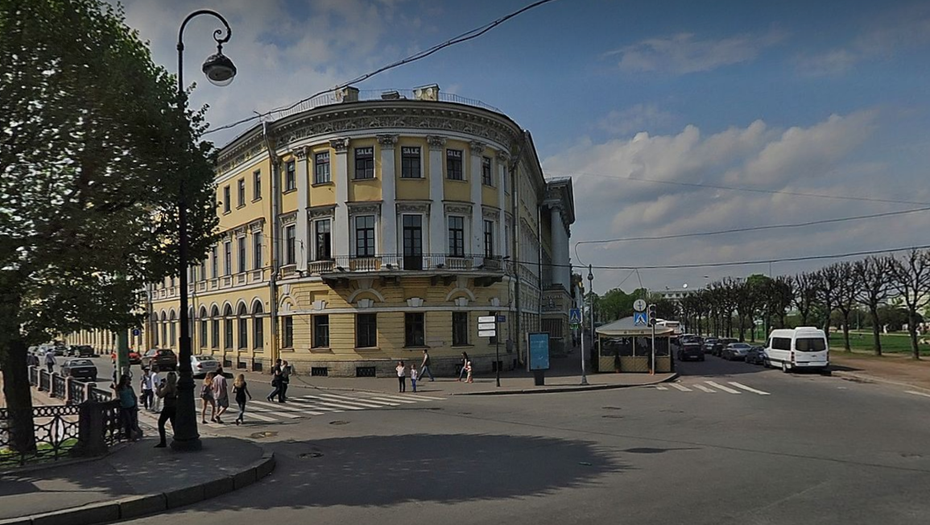    фасад здания без двери Автор фото: yandex.ru/maps