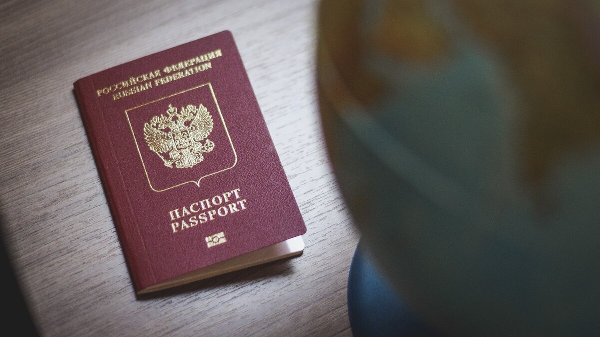     С 1 июня в Омске возобновилась выдача биометрических заграничных паспортов, однако есть кое-какие нюансы.