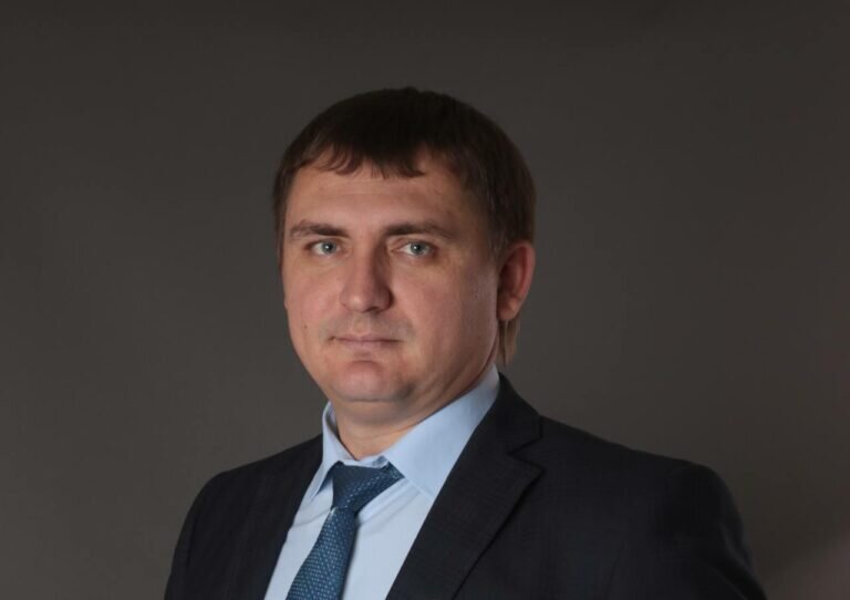    Александр Бедринов поздравил оренбуржцев с Днем молодежи Марина Шарт