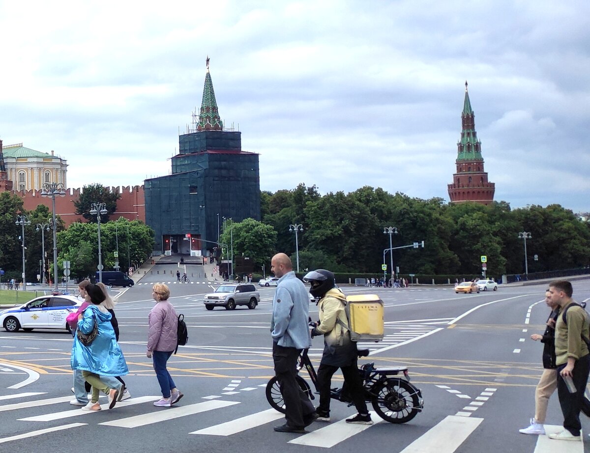 Центр пустой