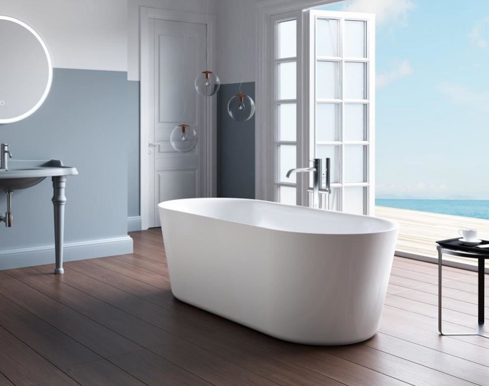 Акриловая ванна BelBagno BB305 148,5х79