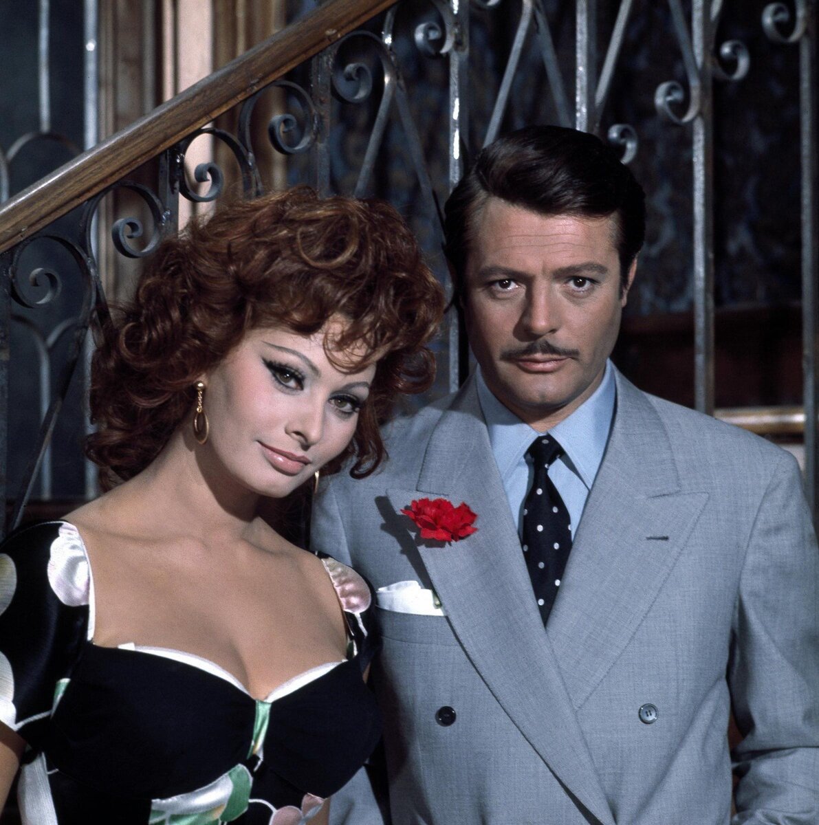 Софи Лорен (Филумена) и Марчелло Мастроянни (Доменико) в фильме "Брак по-итальянски" фото из интернета