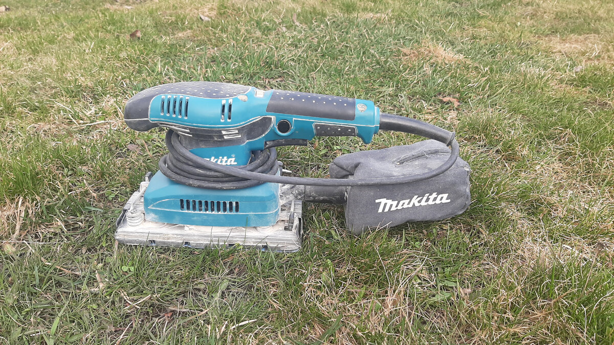 Вибрационная шлифовальная машина