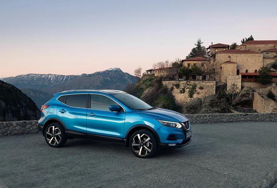  Qashqai - компактный кроссовер от японской марки Nissan. Автомобиль пользуется большой популярностью благодаря своей универсальности и удобству.-2