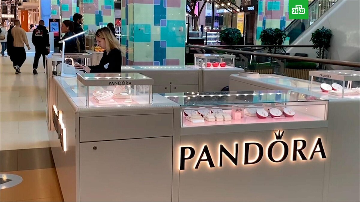 Ювелирные магазины Pandora в России сменят название | НТВ: лучшее | Дзен