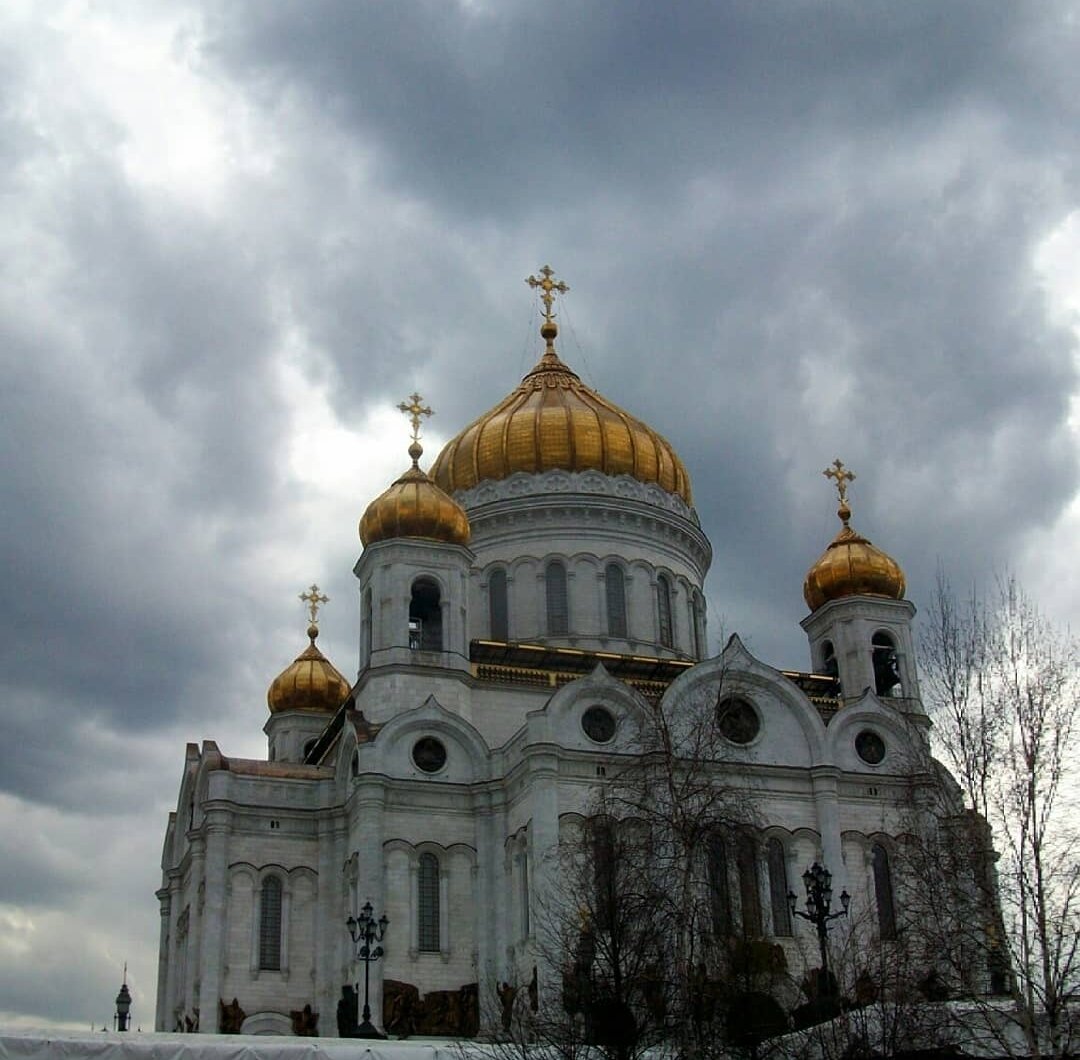 Два кресла в храме христа спасителя