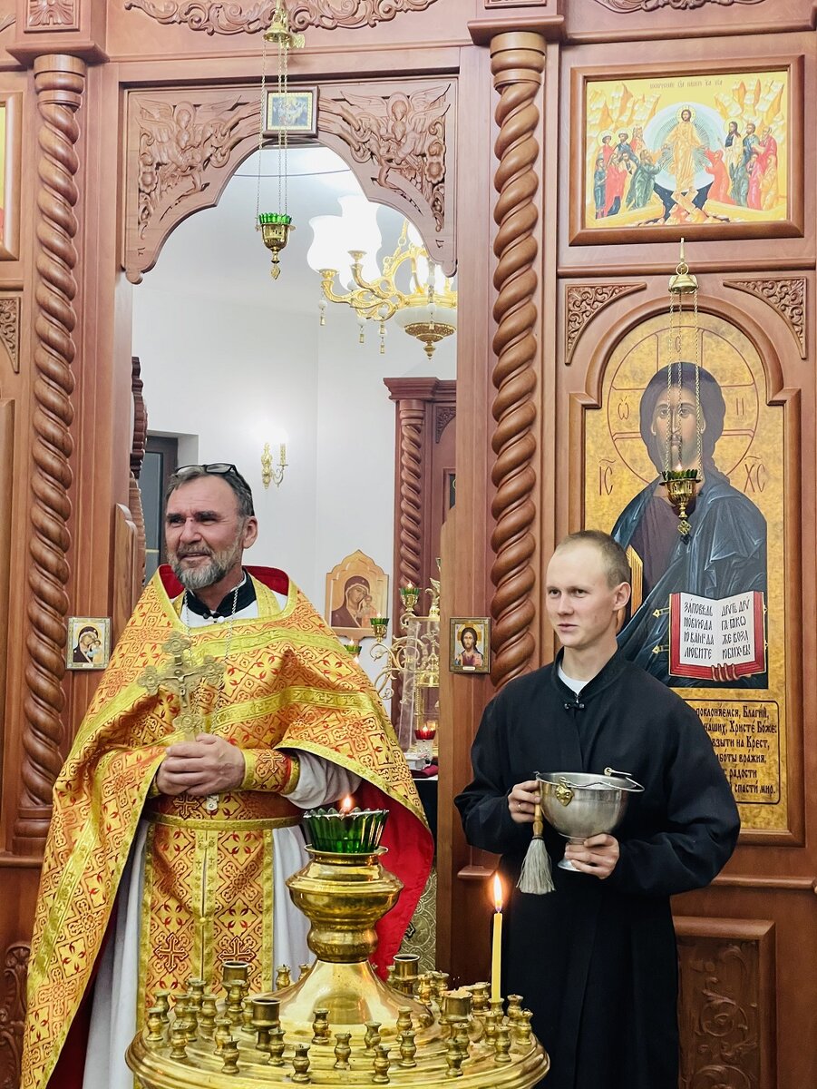 Прихожане храма Рождества Христова в Нагорном Карабахе отметили Пасху. Фоторяд