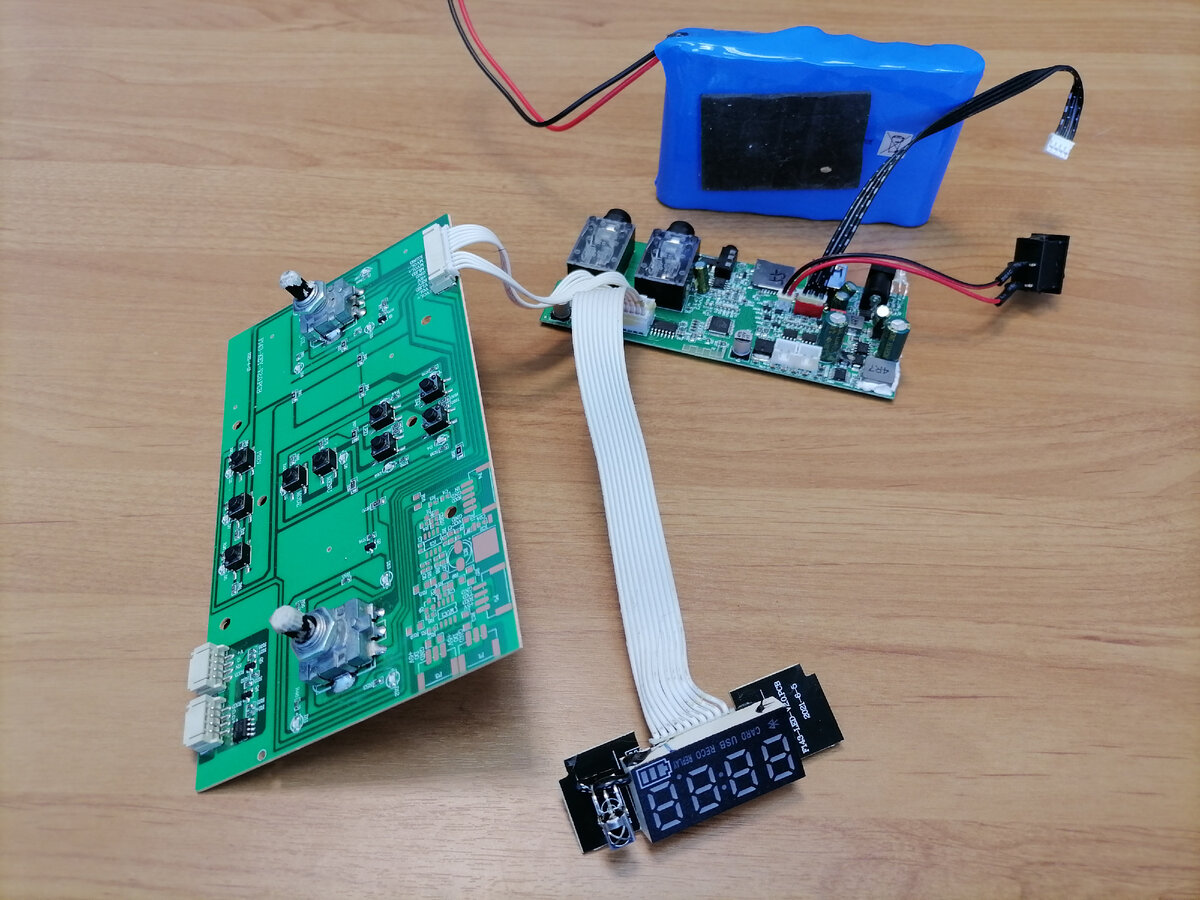 Блютуз колонка. Ремонт \"кишков\". | Ремонт-TV+ | Дзен