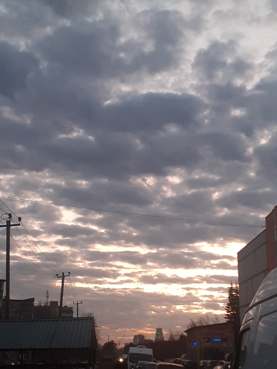 Всем доброго времени суток Подписчики Гости и зрители моего канала вот такую красоту удалось поймать фотка была сделана 20:41