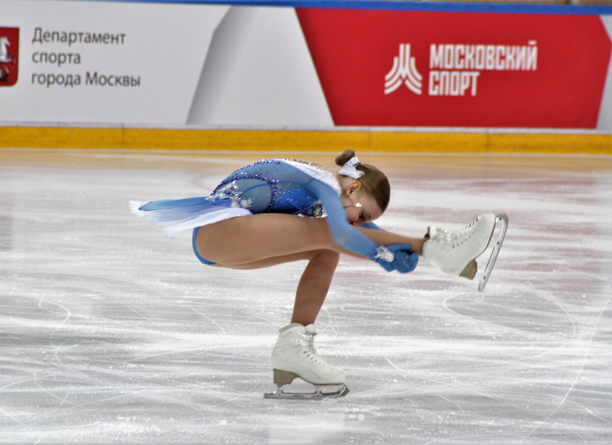 Кубок московского спорта по фигурному. Фигурное катание Россия. Фигурное катание Российская сборная. Россия спорт фигуристы. Кубок фигурное катание.