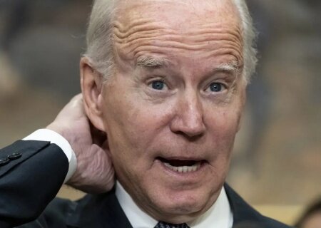    80-летний Байден выдвинул свою кандидатуру на выборы президента в 2024 году